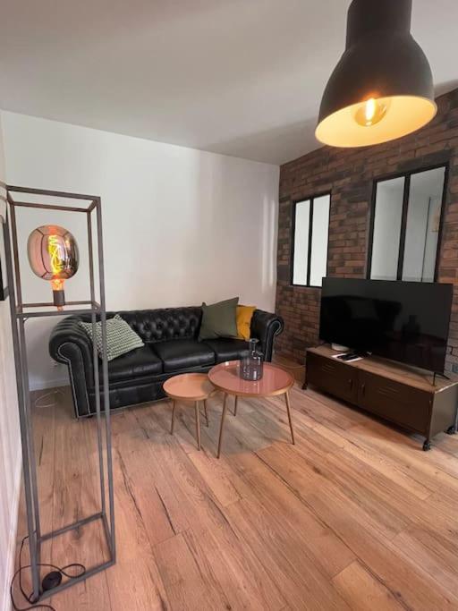 Le Charly - Magnifique Appartement Hypercentre Pau Exterior foto